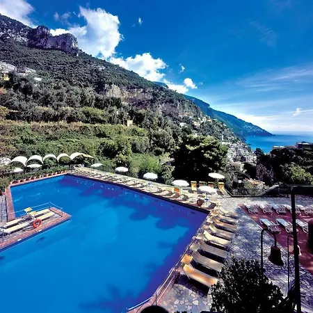 D. Royal Hotel 4*