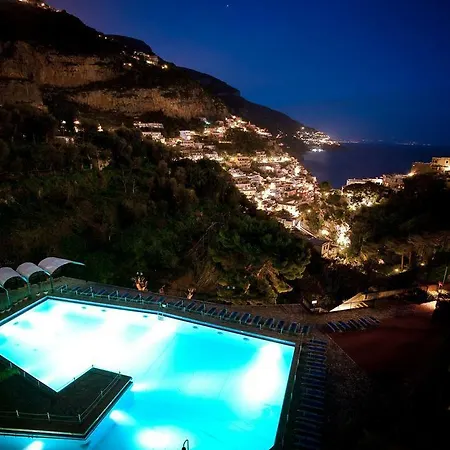 Hotel D. Royal 4*